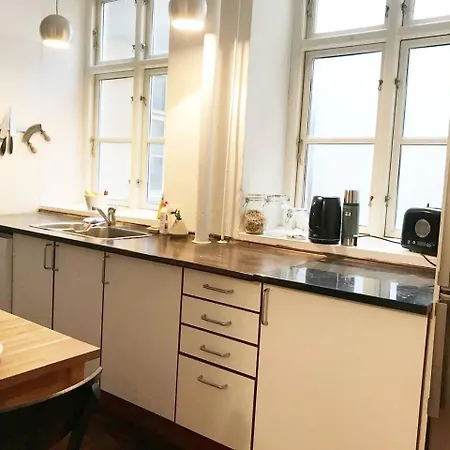 Apartment Picturesque Flat In A Popular Place In